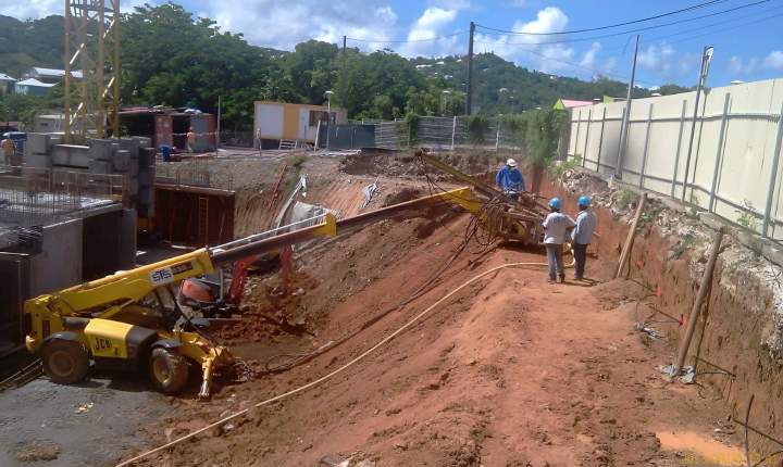 Confortement talus Martinique
