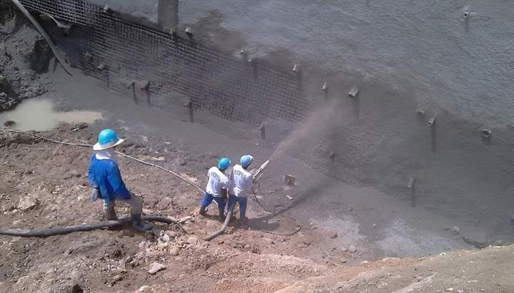 Stabilisation de pentes pour prévenir glissements et éboulements